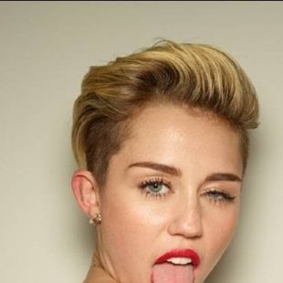 Miley Cyrus מיילי סיירוס
